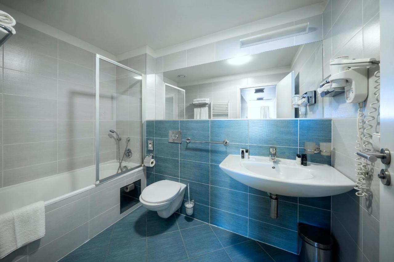 Hotel Ehrlich Praha Bagian luar foto