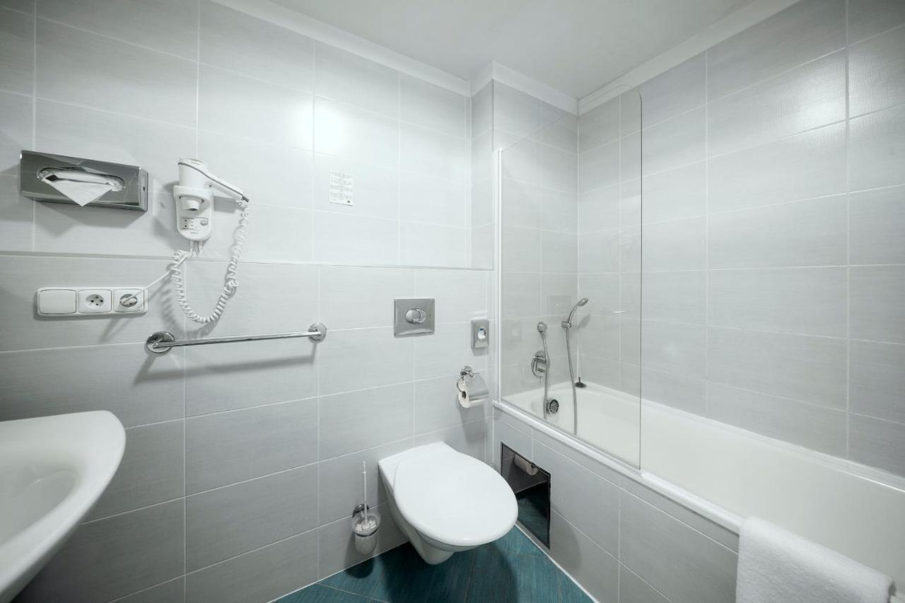 Hotel Ehrlich Praha Bagian luar foto