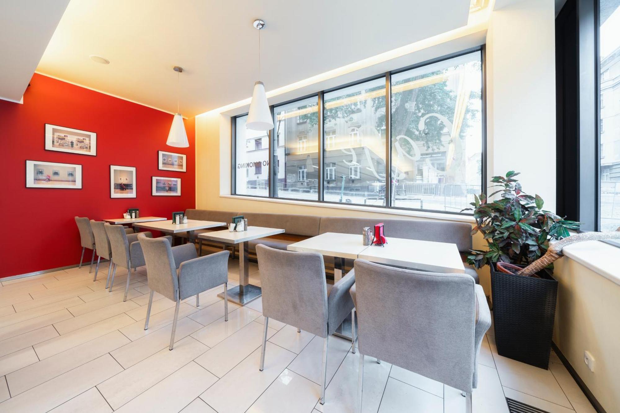 Hotel Ehrlich Praha Bagian luar foto