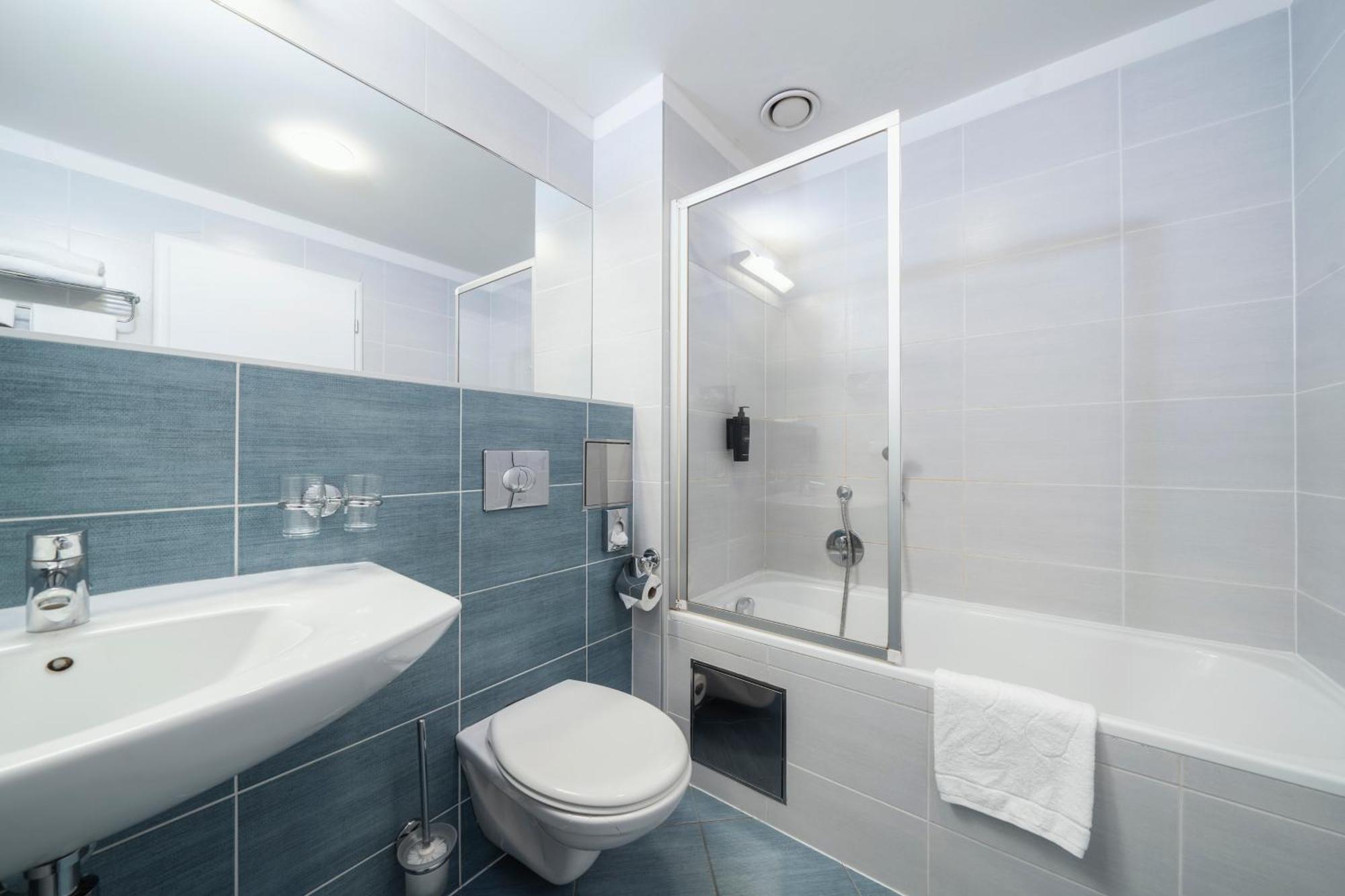 Hotel Ehrlich Praha Bagian luar foto