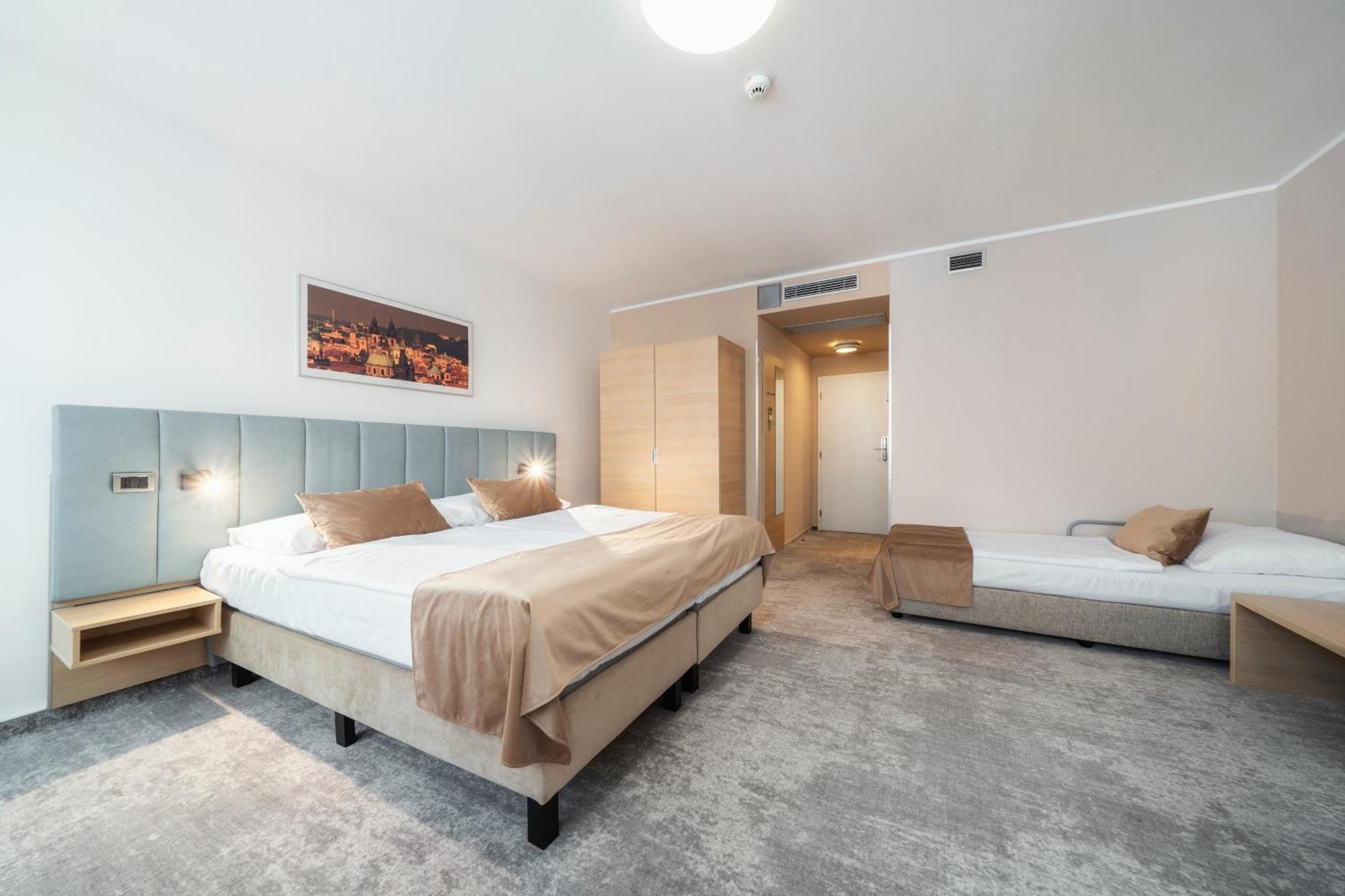 Hotel Ehrlich Praha Bagian luar foto
