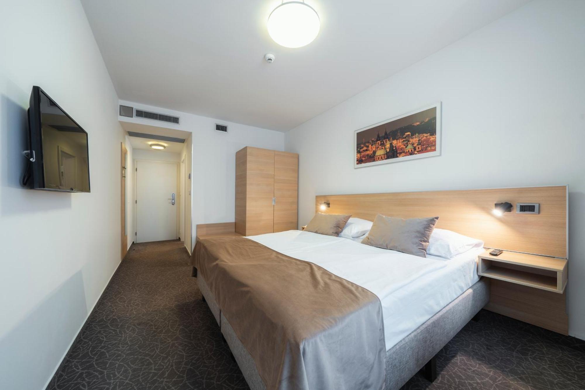 Hotel Ehrlich Praha Bagian luar foto