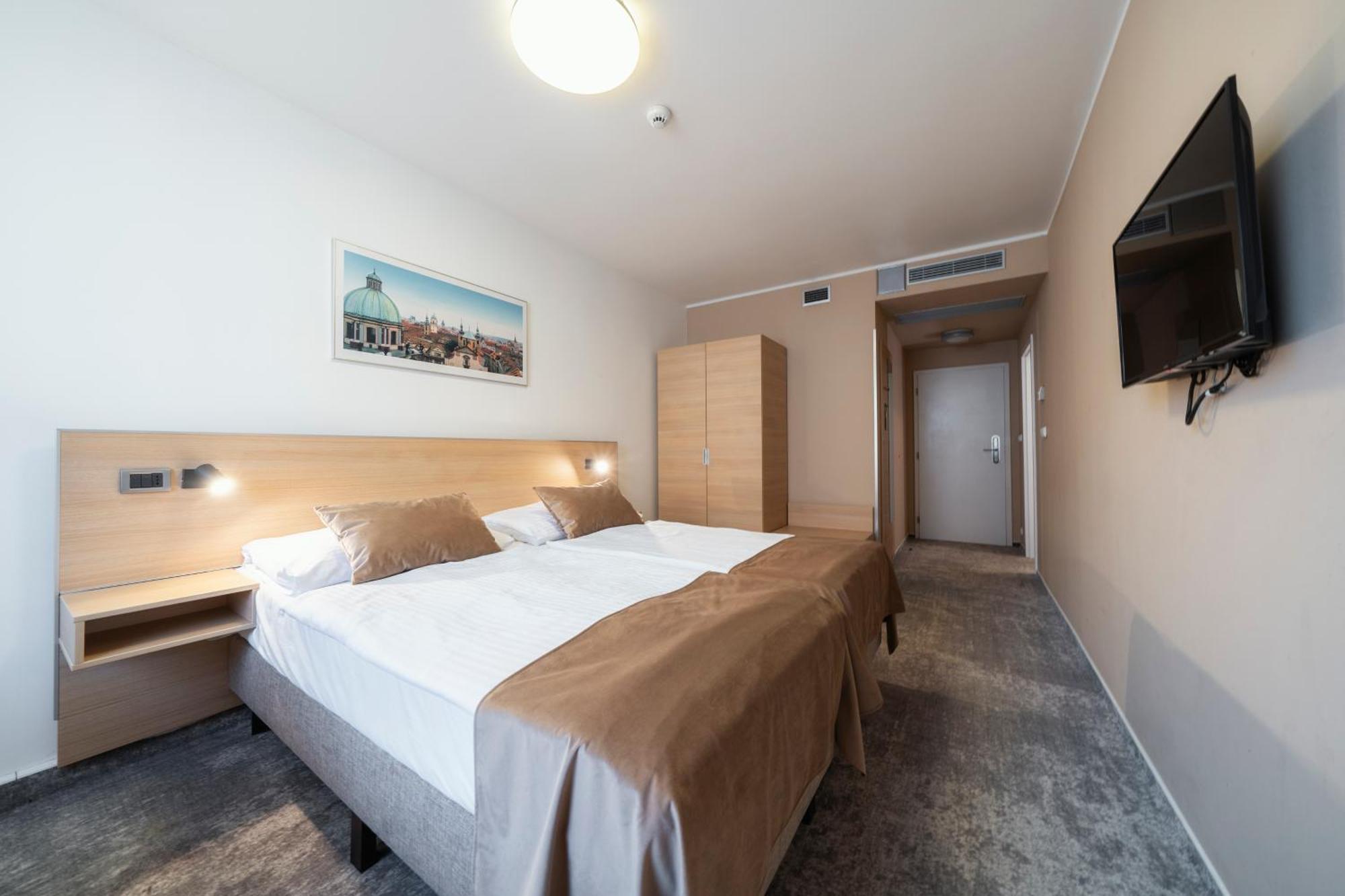 Hotel Ehrlich Praha Bagian luar foto